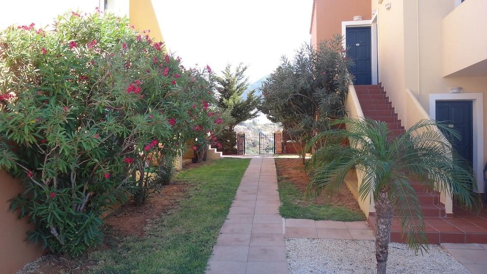 Dia Apartments Hersonissos  Exteriör bild