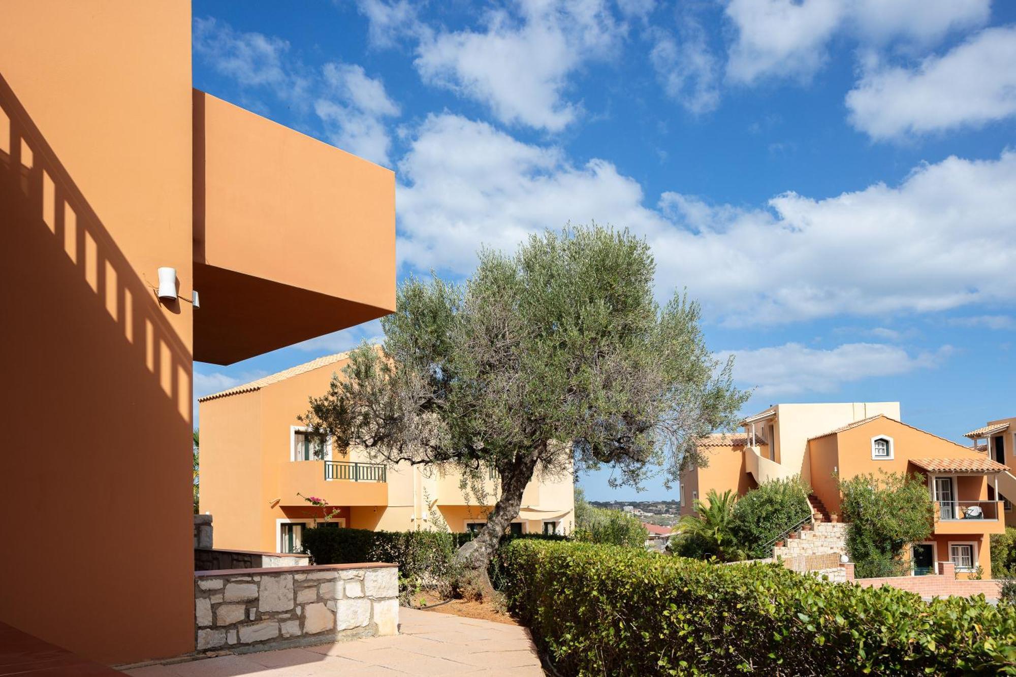 Dia Apartments Hersonissos  Exteriör bild